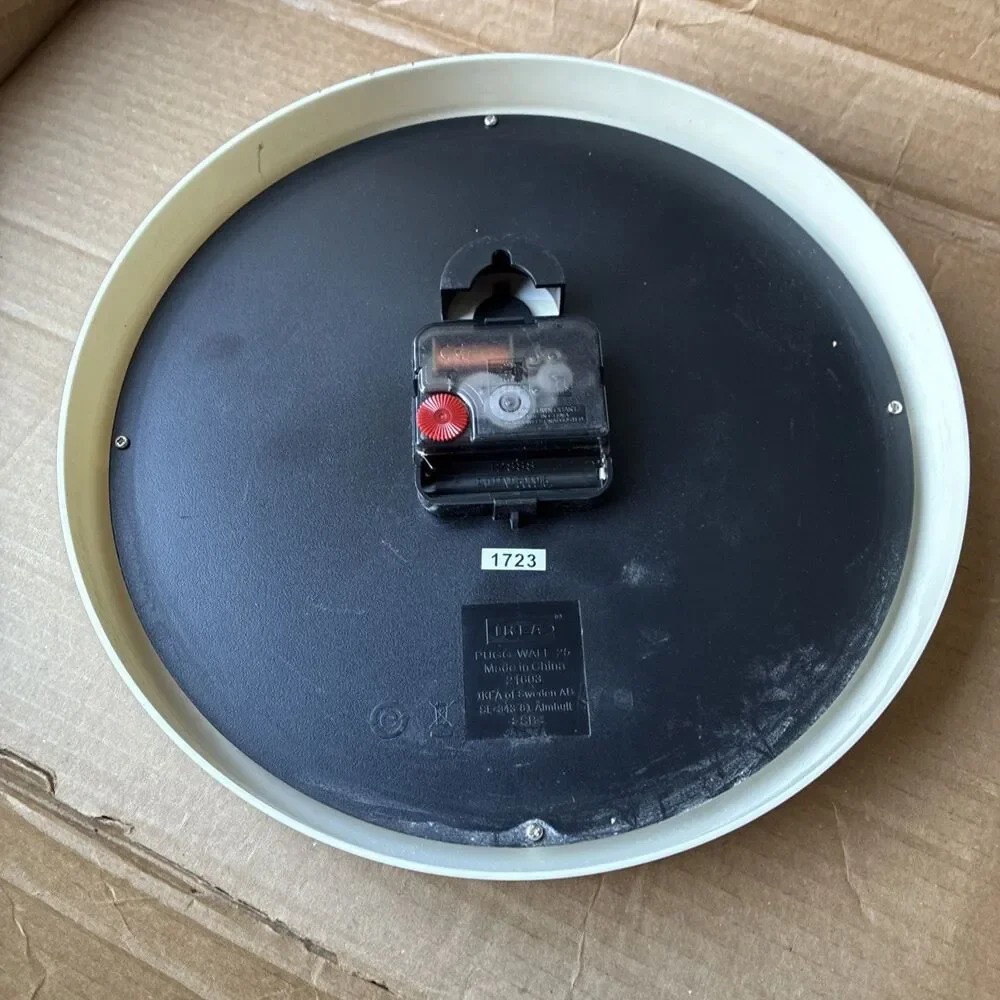 IKEA White Pugg Plastic Analog Wall Clock